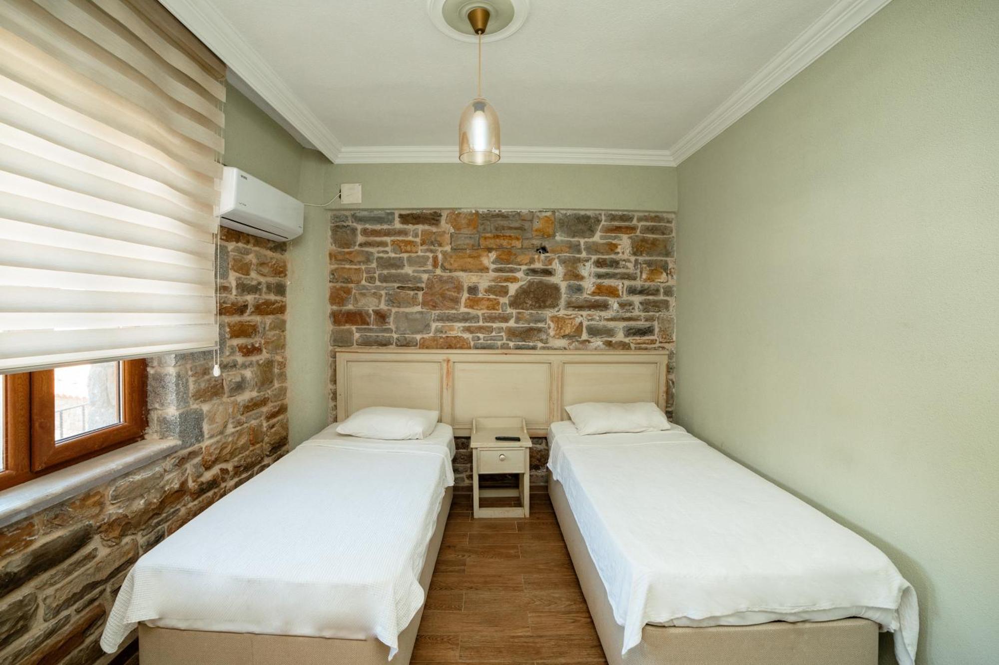 Yakamoz Hotel Goekceada İmroz Exterior foto