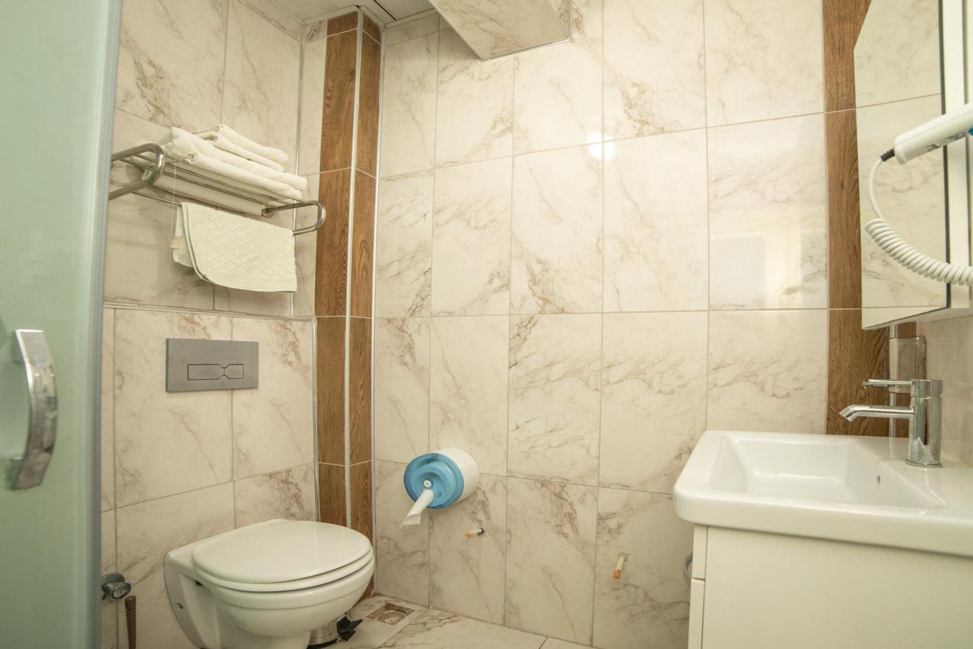 Yakamoz Hotel Goekceada İmroz Exterior foto